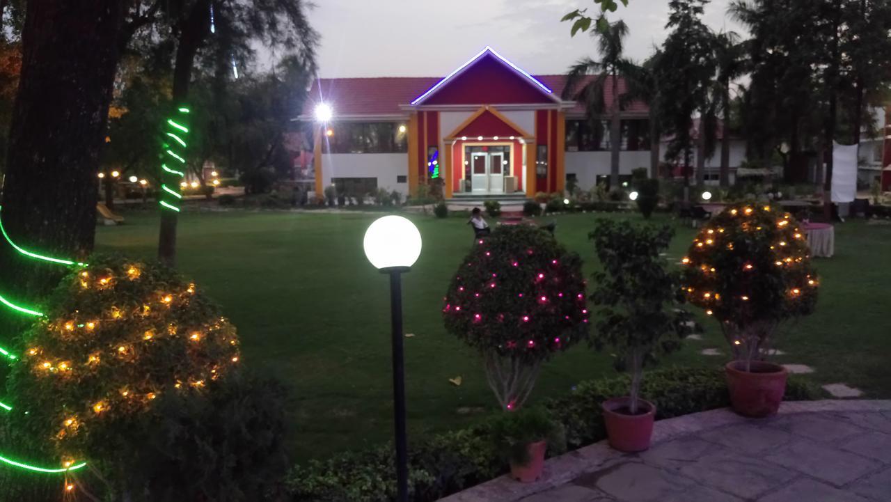 Sanjay Motels I Pvt Ltd Pura Raghunāth Exterior foto